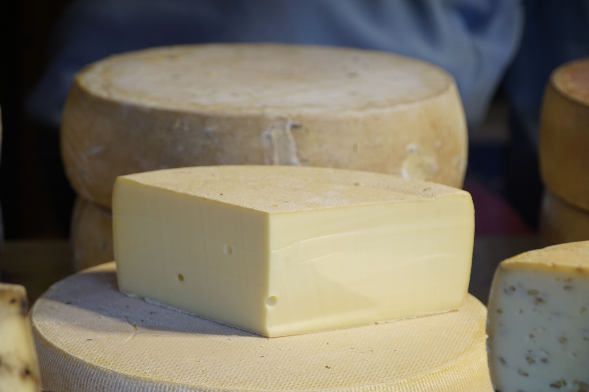 Матеріли місяця лютий 'Сир Томмет'