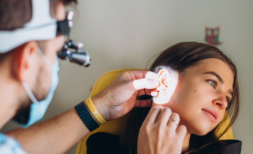 «Огляд та діагностика барабанної перетинки» А. Власенко