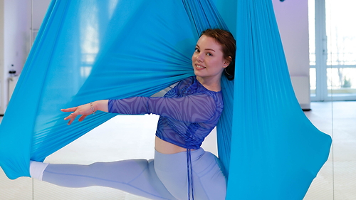 Fly Stretching. BASE