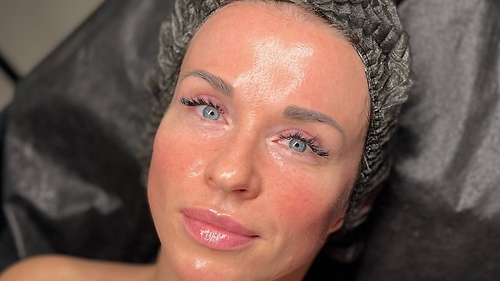 GLASS SKIN