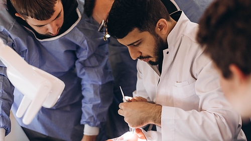 «Аксіографія MODJAW з дистальною депрограмацією» А. Мамедов